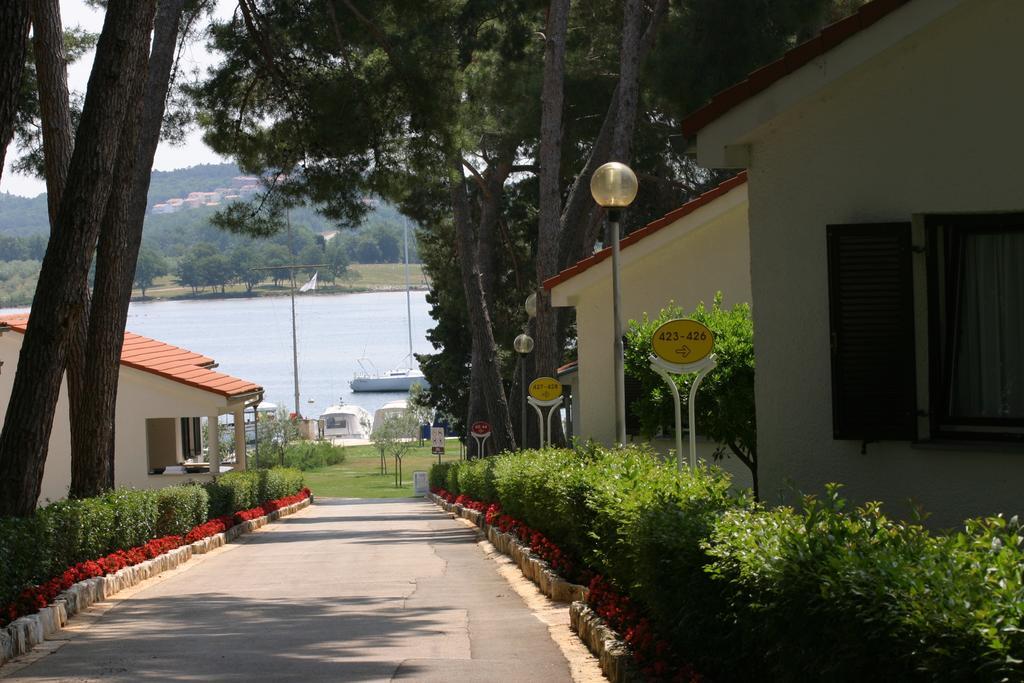 Apartments Galijot Plava Laguna بوريتش المظهر الخارجي الصورة
