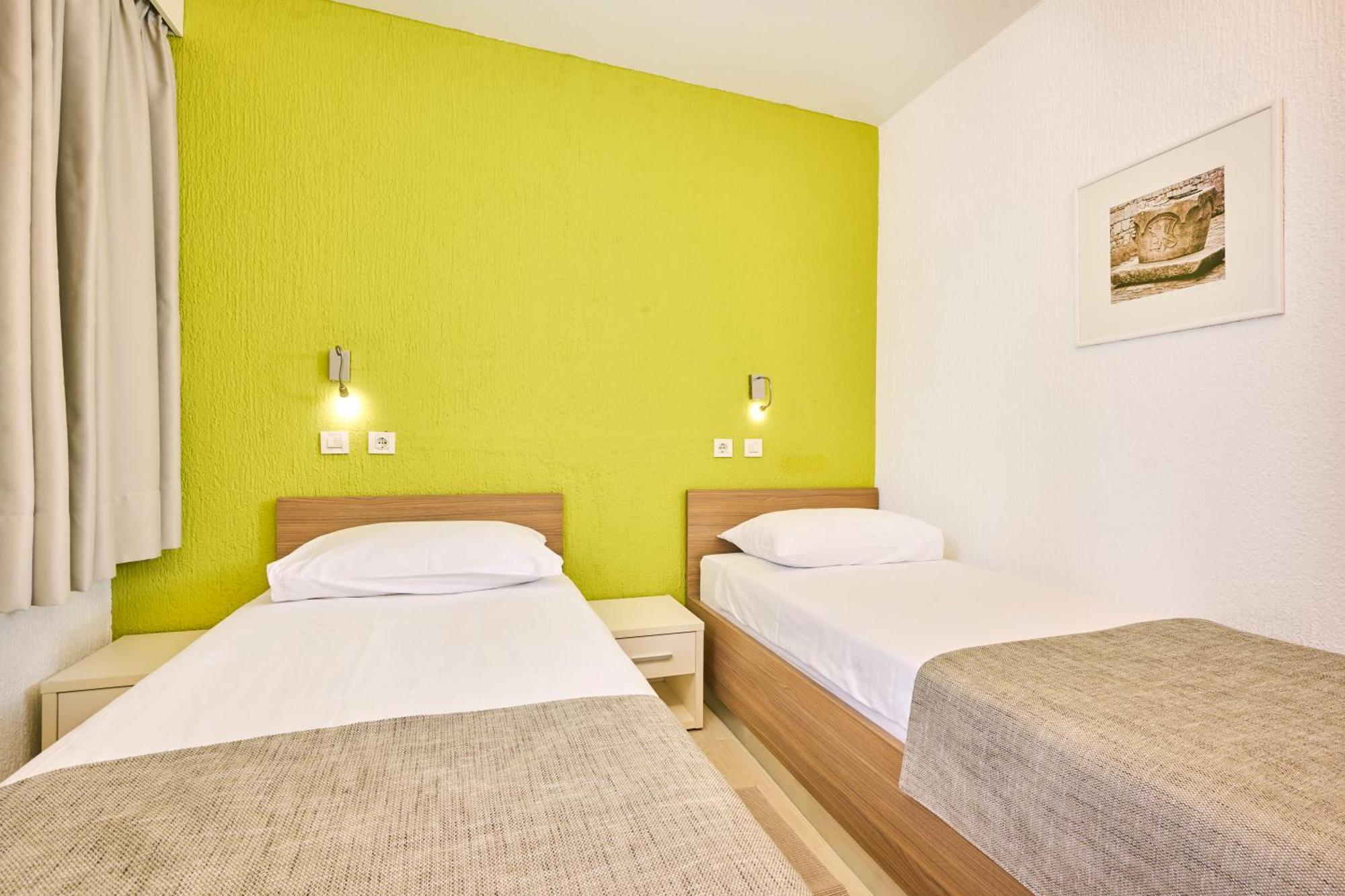 Apartments Galijot Plava Laguna بوريتش المظهر الخارجي الصورة